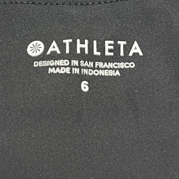 Athleta Women's Gray/Black Striped Ascender Running Shorts Size 6 Pockets - Picture 6 of 12